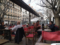 Atmosphère du Restaurant Café Perl à Lyon - n°13
