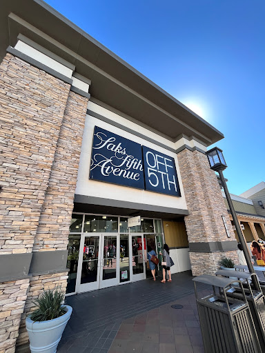 Department Store «Saks OFF 5TH», reviews and photos, 3310 Livermore Outlets Dr, Livermore, CA 94551, USA