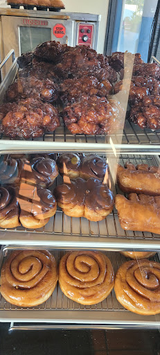 Donut Shop «Donut Queen», reviews and photos, 904 Alamo Dr, Vacaville, CA 95688, USA