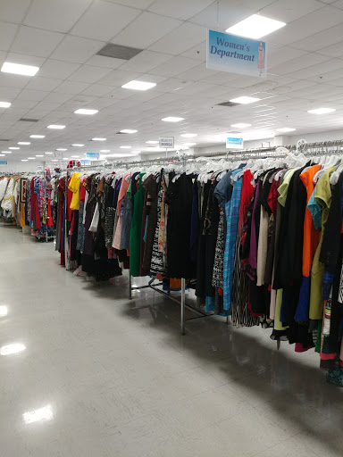 Thrift Store «Superior Thrift Store», reviews and photos, 1135 N Wilson Way, Stockton, CA 95205, USA