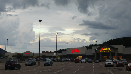 Furniture Store «Ashley HomeStore», reviews and photos, 4068 Commonwealth Ave, Eau Claire, WI 54701, USA