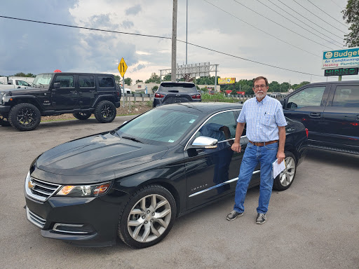 Used Car Dealer «Travers Autoplex», reviews and photos, 18155 Old Hwy 66, Eureka, MO 63025, USA