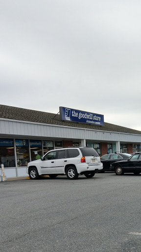 Thrift Store «Morgan Memorial Goodwill Industries», reviews and photos