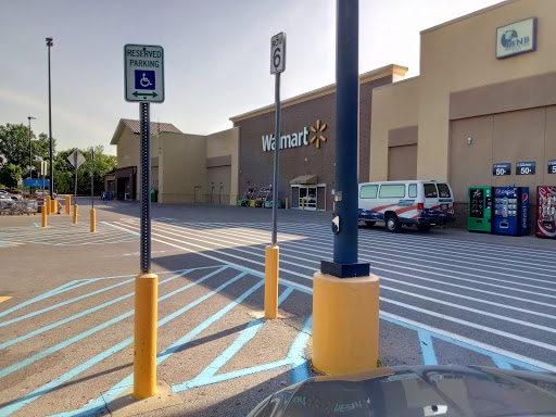 Tire Shop «Walmart Tires & Auto Parts», reviews and photos, 5824 Nolensville Pike, Nashville, TN 37211, USA