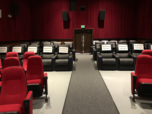Movie Theater «Plaza Cinema 3», reviews and photos, 1321 SW Barlow St, Oak Harbor, WA 98277, USA