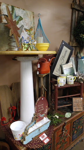 Grocery Store «Troutt Old Time General Store And Market», reviews and photos, 433 N 4th St, Paducah, KY 42001, USA