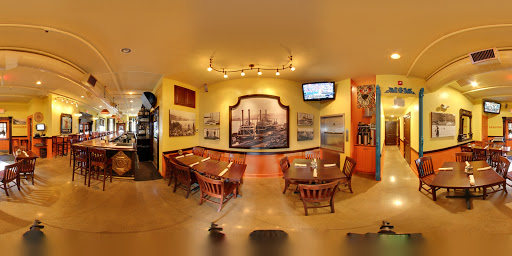 Fine Dining Restaurant «BrewRiver GastroPub», reviews and photos, 2062 Riverside Dr, Cincinnati, OH 45202, USA