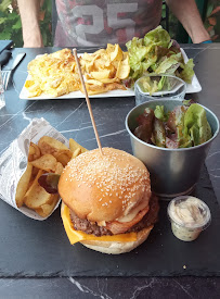Hamburger du Restaurant Le refuge du lac à Évian-les-Bains - n°8