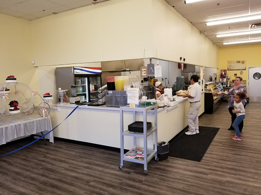 Shopping Mall «Hillcrest Shopping Center», reviews and photos, 1701 N Larkin Ave, Crest Hill, IL 60403, USA