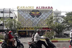 Karaoke Alibaba Tên Lửa image