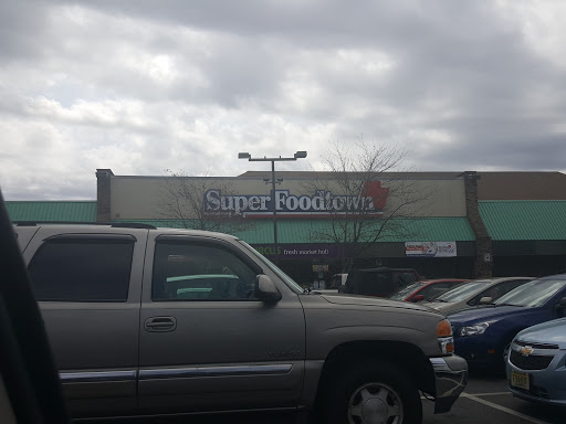 Grocery Store «Super Foodtown of Port Monmouth», reviews and photos, 426 NJ-36, Port Monmouth, NJ 07758, USA