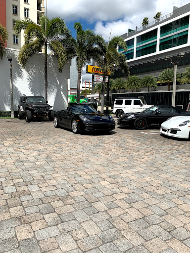 Used Car Dealer «Formula 1 Sports Cars», reviews and photos, 3800 Bird Rd, Miami, FL 33146, USA