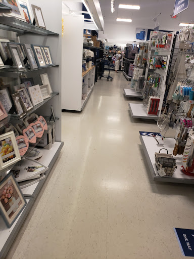 Department Store «Marshalls», reviews and photos, 24055 Chagrin Blvd, Beachwood, OH 44122, USA