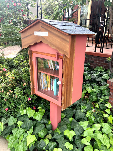 14th St Little Free Library #84553