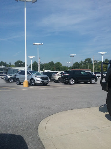 Car Dealer «Jack Schmitt Ford Lincoln», reviews and photos, 1820 Vandalia St, Collinsville, IL 62234, USA