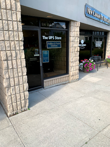 Shipping and Mailing Service «The UPS Store», reviews and photos, 24 East Ave, New Canaan, CT 06840, USA
