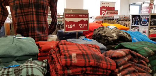 Sportswear Store «Columbia Sportswear Outlet at The Outlet Shoppes at Gettysburg», reviews and photos, 1863 Gettysburg Village Dr, Gettysburg, PA 17325, USA