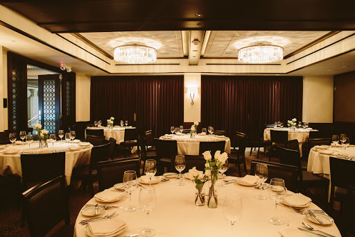 Elegant restaurants in Washington