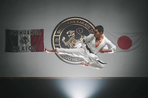 Dojo Heredia - Academia de Karate
