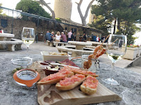 Plats et boissons du Restaurant de tapas LES TOURS DE PIQUES à Châteaurenard - n°2