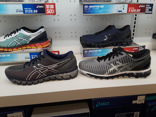 Sporting Goods Store «ASICS Outlet», reviews and photos, 20 City Blvd W #112, Orange, CA 92868, USA