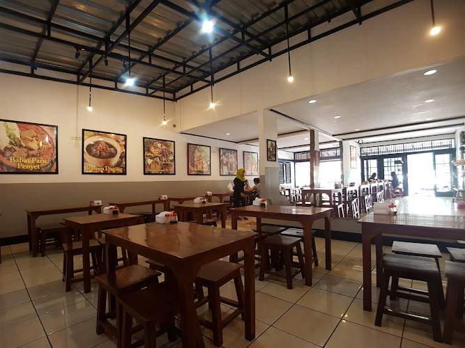 Restoran Jawa Timur di Jawa Barat: Menikmati Kelezatan Warung Terkenal