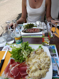 Plats et boissons du Restaurant français Crêperie du vieux logis à Orcival - n°7