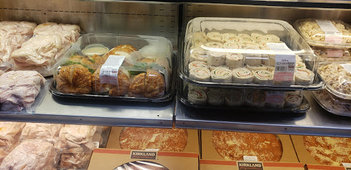 Warehouse store «Costco Wholesale», reviews and photos, 380 Ashlan Ave, Clovis, CA 93612, USA