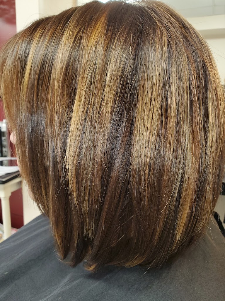 Bonita Hair Design 46280