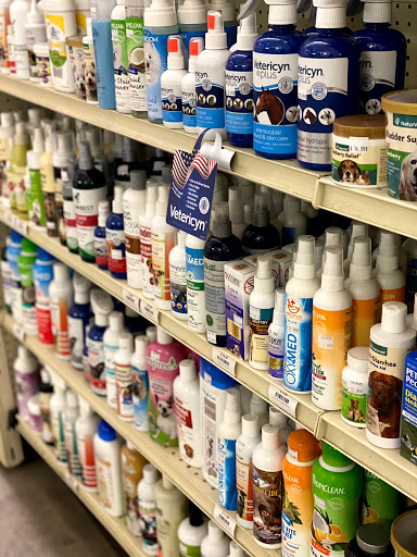 Pet Supply Store «Big Tex Feed & Pet Supply», reviews and photos, 7102 Cullen Blvd, Houston, TX 77021, USA