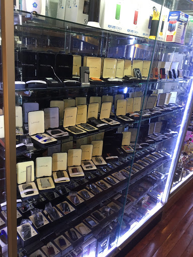 Tobacco Shop «Smoke Zone Smoke Shop N Vape», reviews and photos, 901 1st Avenue, New York, NY 10022, USA