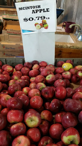 Produce Market «Golden Farm Market», reviews and photos, 6902 U.S. 9, Howell, NJ 07731, USA