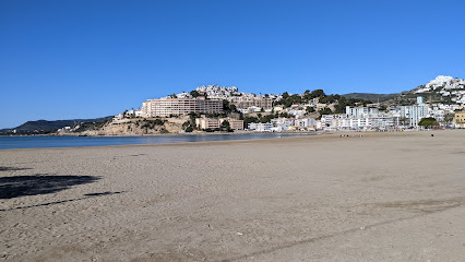 Descubre las playas de Pe&ntilde;&iacute;scola: para&iacute;sos de arena y mar