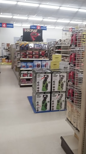 Hardware Store «Harbor Freight Tools», reviews and photos, 2658 Peters Creek Pkwy, Winston-Salem, NC 27127, USA