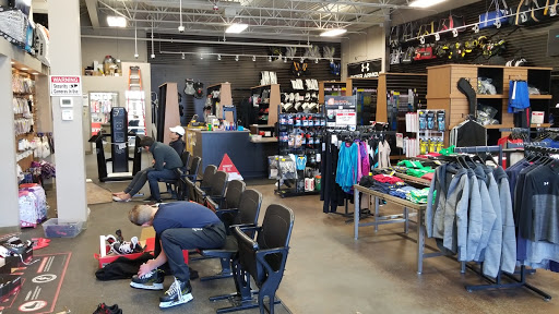 Sporting Goods Store «General Sports Braemar», reviews and photos, 7505 Ikola Way #203, Edina, MN 55439, USA