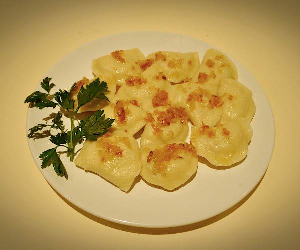 Szanter Krzysztof. Wyrób ciast i lodów - Piekarnia