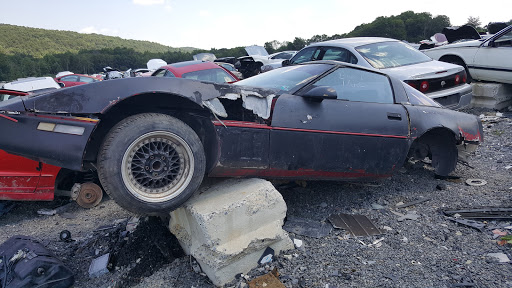 Salvage Yard «EZ Pull & Save Auto Parts», reviews and photos, 2401 Summer Valley Rd, New Ringgold, PA 17960, USA