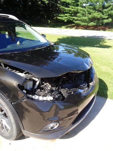 Auto Body Shop «Roberts Paint & Body Inc», reviews and photos, 610 E Industrial Dr, Chelsea, MI 48118, USA