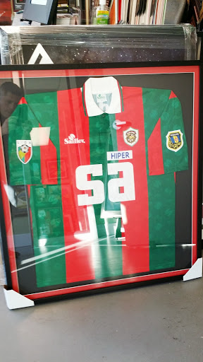 Picture Frame Shop «Frames To Go Art & More», reviews and photos, 10801 NW 14th St #104, Miami, FL 33172, USA