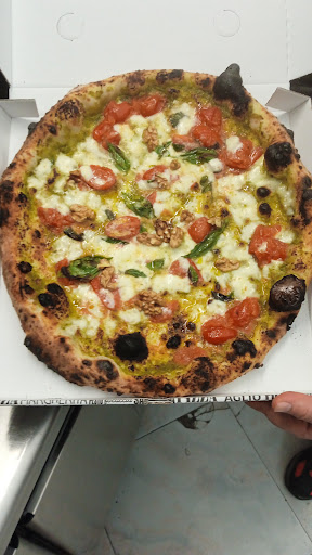 È Tutt nata cos! in Crispano, Città Metropolitana di Napoli