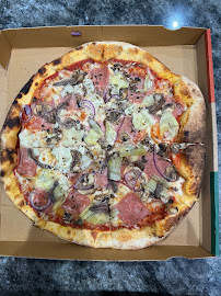 Plats et boissons du Pizzeria Pizz'à l'Ancienne à Aurec-sur-Loire - n°2