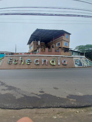 Parque Central Echeandía - Agencia de seguros