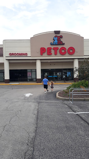 Pet Supply Store «Petco Animal Supplies», reviews and photos, 1221 Water Tower Pl, Arnold, MO 63010, USA
