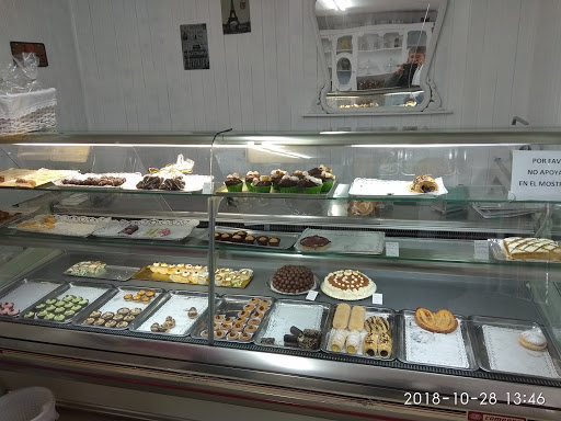 La Del Real , Pastelería en Real Sitio de San Ildefonso, Segovia