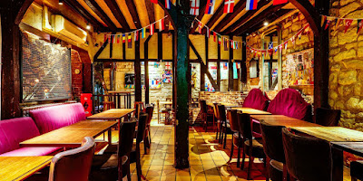 Rosie's Smokehouse BBQ | American Steakhouse & Sports Bar à Paris