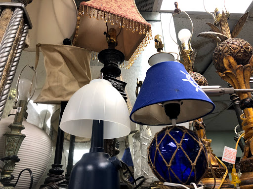 Thrift Store «Odds & Ends Thrift», reviews and photos, 3255 Davie Blvd, Fort Lauderdale, FL 33312, USA