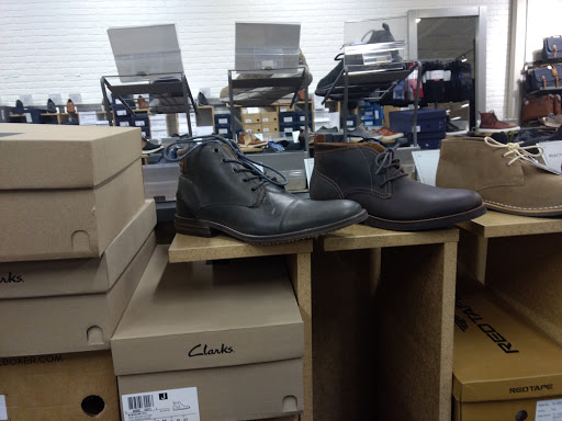 Shoe Store «DSW Designer Shoe Warehouse», reviews and photos, 24570 Dulles Landing Dr #120, Dulles, VA 20166, USA