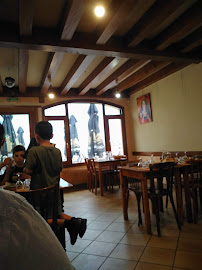 Atmosphère du Restaurant français La Ferme de la Croix à Pélussin - n°18
