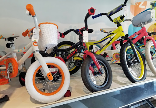 Bicycle Store «roll: Bike Shop on Lane Ave - Columbus», reviews and photos, 1510 W Lane Ave, Upper Arlington, OH 43221, USA