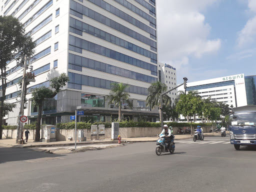 e.town 2
